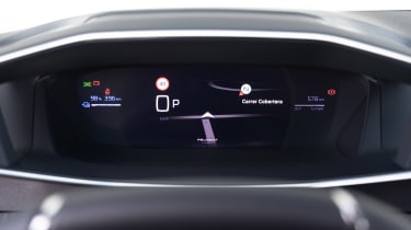 Peugeot E-208 review - dials